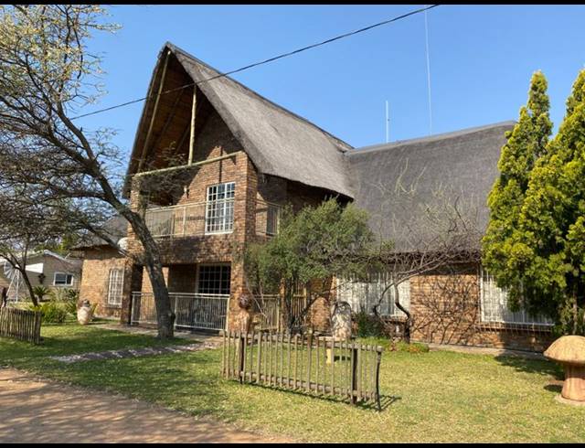 2 BEDROOM HOUSE FOR SALE IN NABOOMSPRUIT